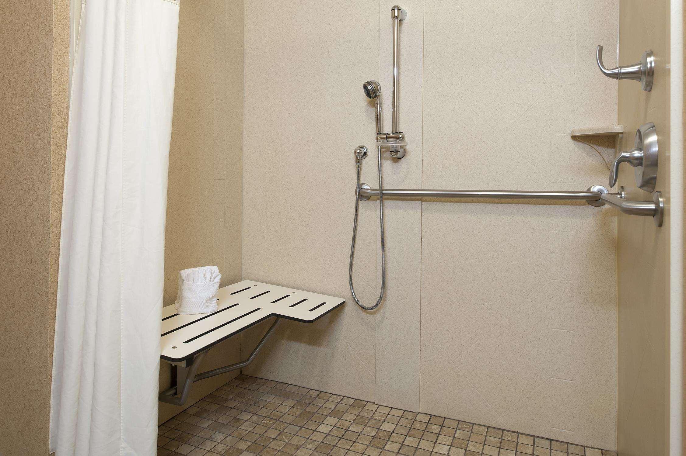 Hampton Inn Macomb Ngoại thất bức ảnh